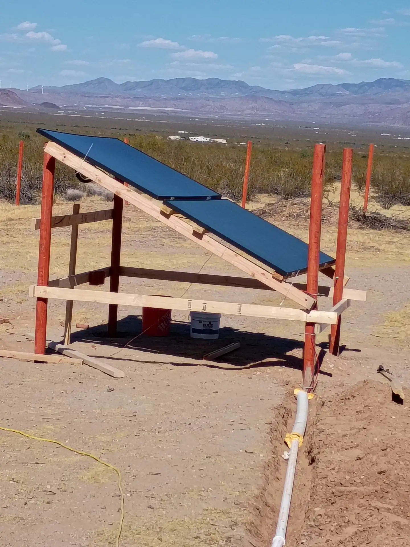 Desert 🏜️ truckers off Grid , living on a prayer but we are half way there !!