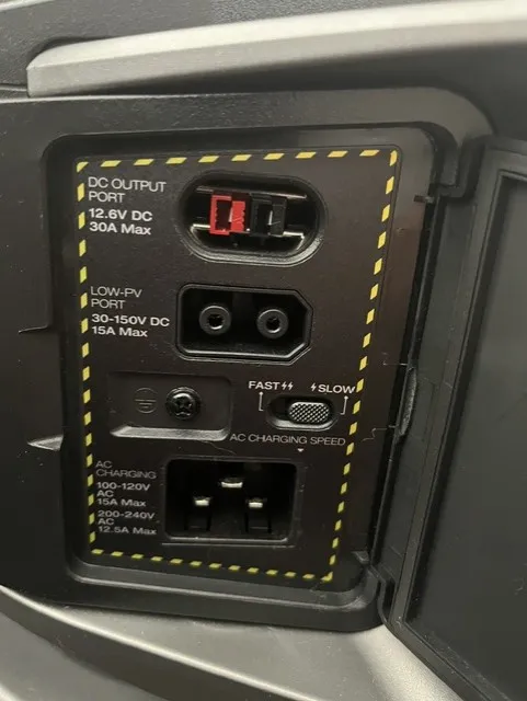 Delta Pro Ulta Inverter - Solar Input Connector