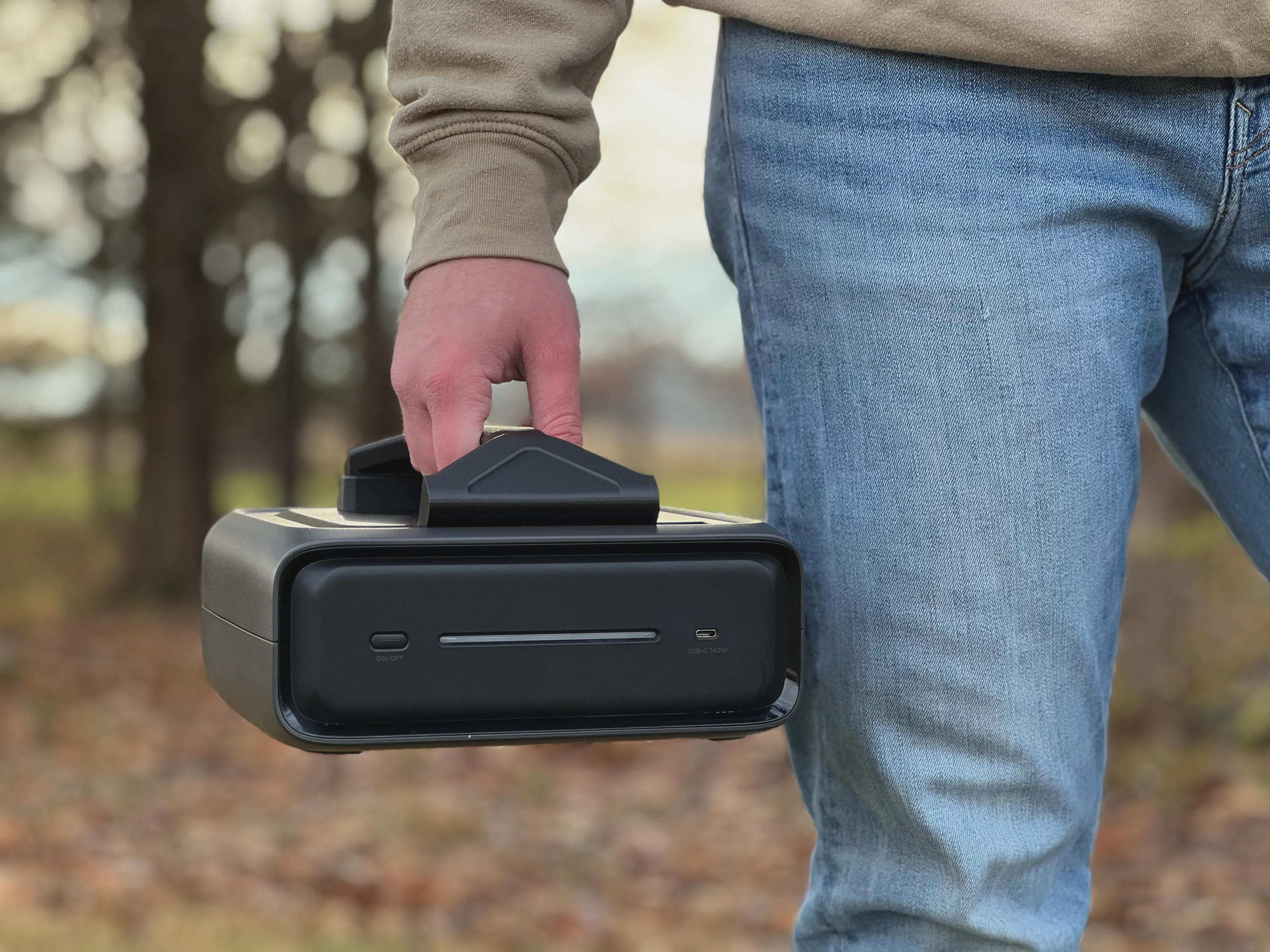 Making EB300/EB600 Power Easier to Grab and Go with a Quick-Detach Handle