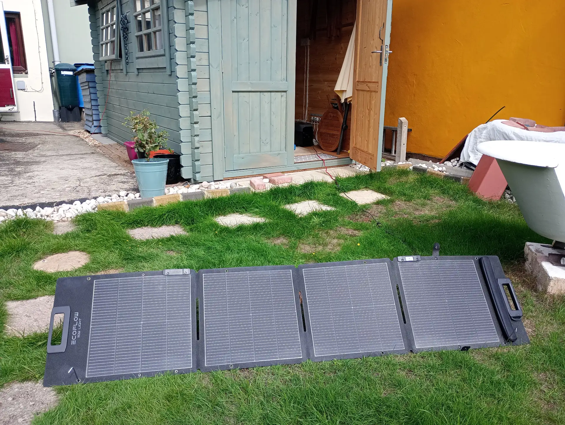 Our Art Shack powered by Ecoflow.